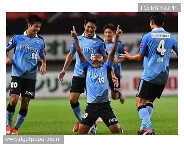 上港与川崎前锋激战正酣现场直击精彩瞬间回顾与分析 上港与川崎前锋激战正酣现场直击精彩瞬间回顾与分析